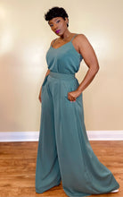 Load image into Gallery viewer, ESSENCE SET (MOSS GREEN)