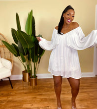 Load image into Gallery viewer, EFFORTLESS CHIC DRESS (OFF-WHITE)