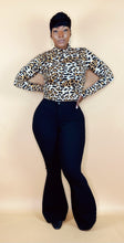 Load image into Gallery viewer, Leopard Mock Neck Top
